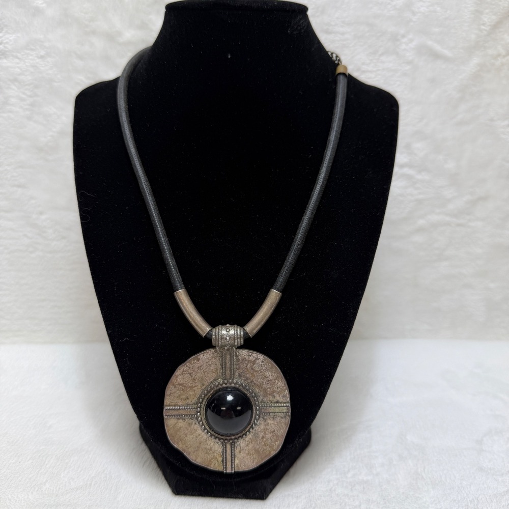 Vintage Brutalist Statement Necklace Black Cabochon Silver‎ Tone Medallion Cord